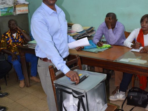 [:en]SNCC:déroulement des élections syndicales ce 15 et 16 mai dans toutes les cités de l'entreprise[:fr]snccderoulement-des-elections-syndicales-ce-15-et-16-mai-dans-toutes-les-cites-de-lentreprise[:]