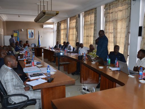 [:en]SNCC: Fabien MUTOMB engage les cheminots dans transition numérique[:fr]SNCC : Fabien Mutomb engage les cheminots dans transition numerique[:]